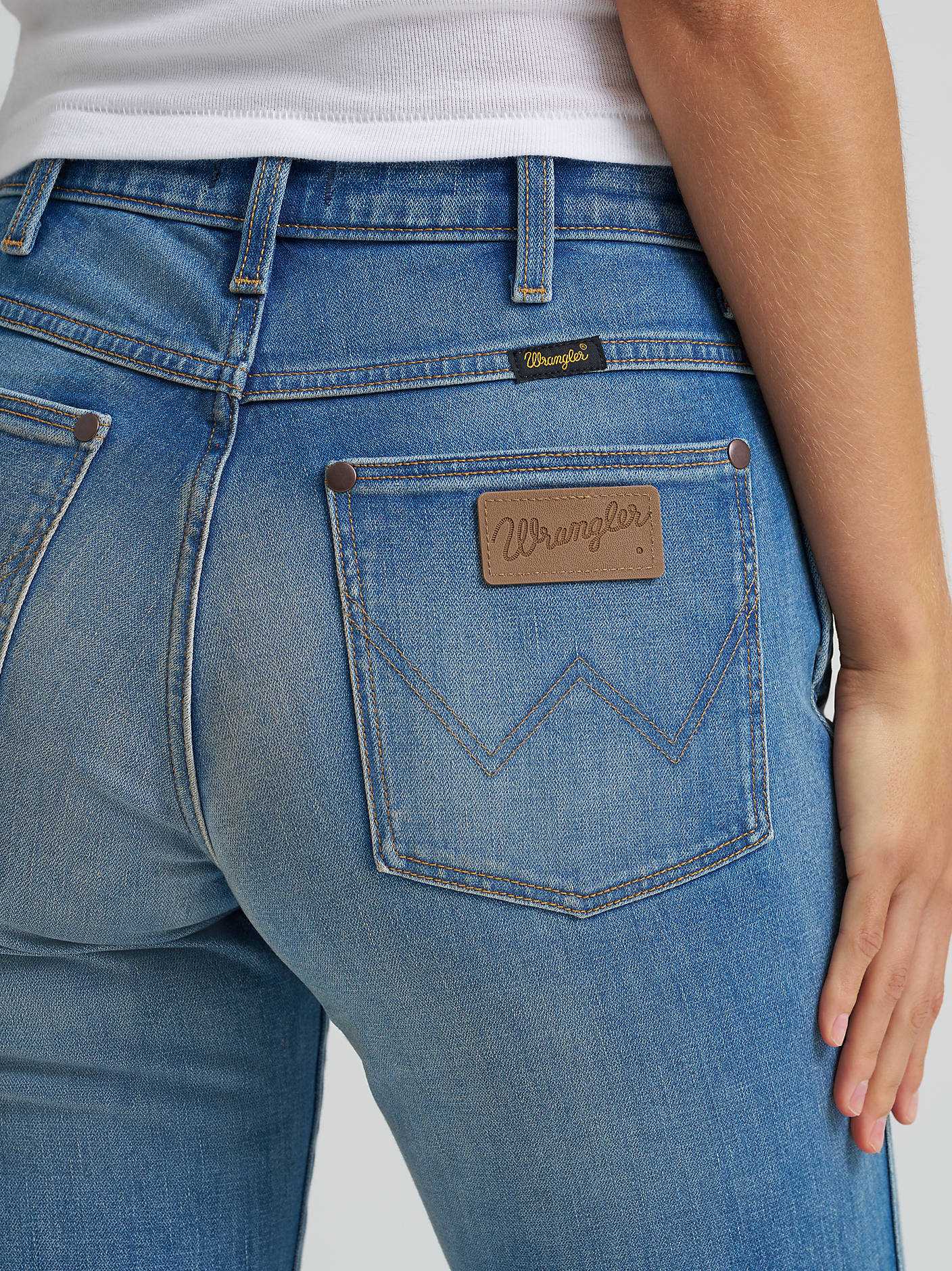 Wrangler Wrancher Distressed Bootcut - Image 5