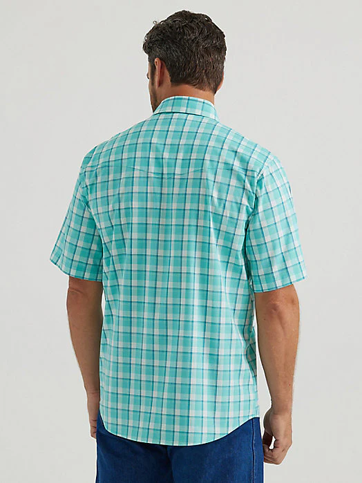 Wrangler Wrinkle Resist Turquoise Men's Snap Up - Image 3