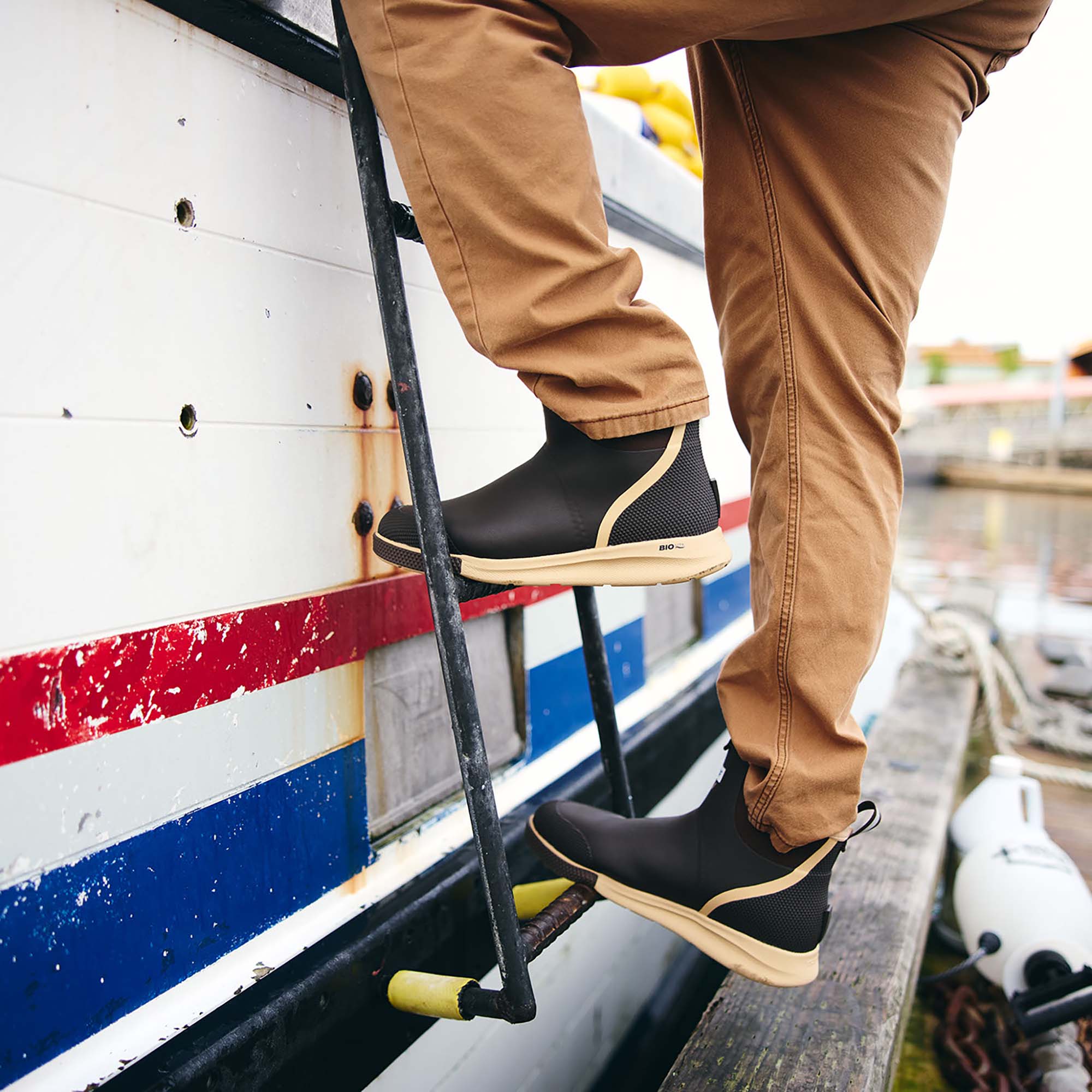 Xtratuf Ankle Deck Boots Brown - Image 2